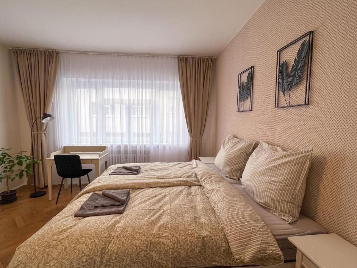 96M2 Of Comfort And Style: 4Bd Apartment In Old Town Bratislava Exterior foto